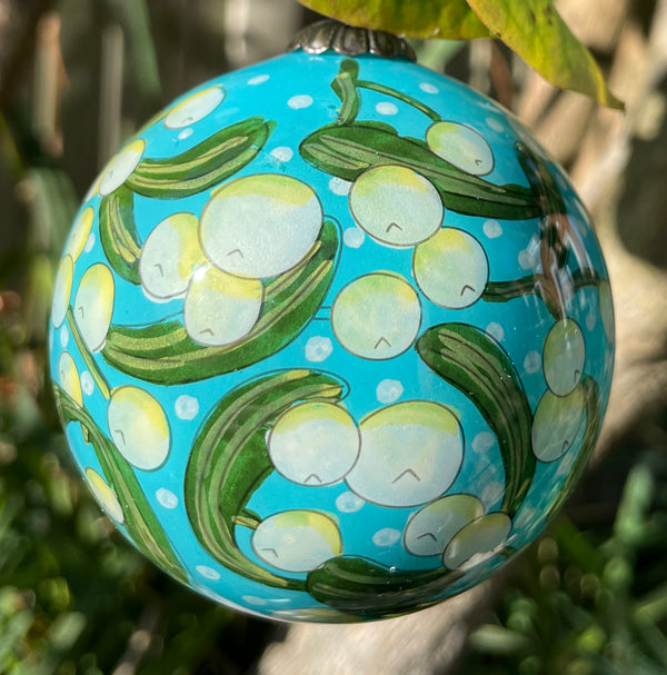 Mistletoe Glass Bauble-Susan Entwistle